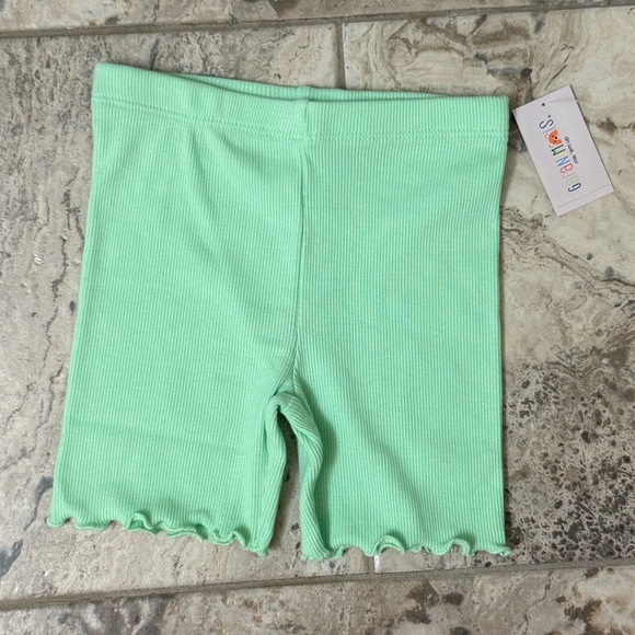 NWT Size 3T Garanimals Mint Green Ruffle Hem Shorts - Picture 1 of 2